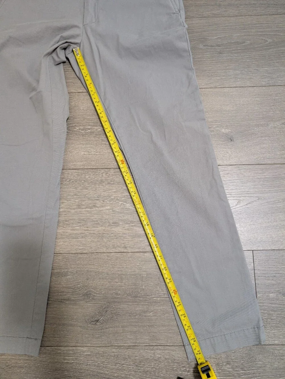Banana Republic Lived-In Chino Skinny Fit Embroidered BR Logo Gray Pants•32×32